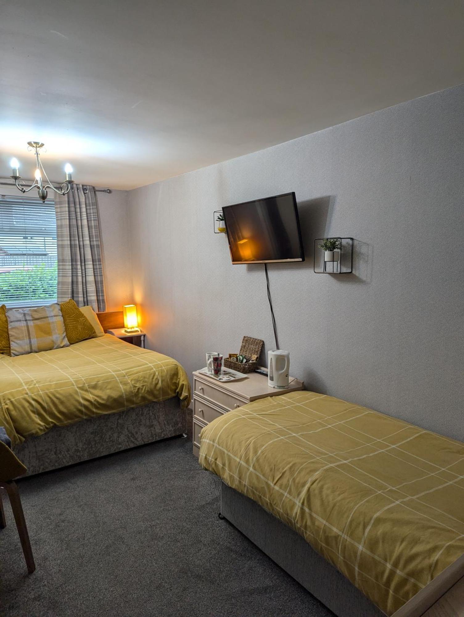 Rooms At Tarrareoch Bathgate Kamer foto