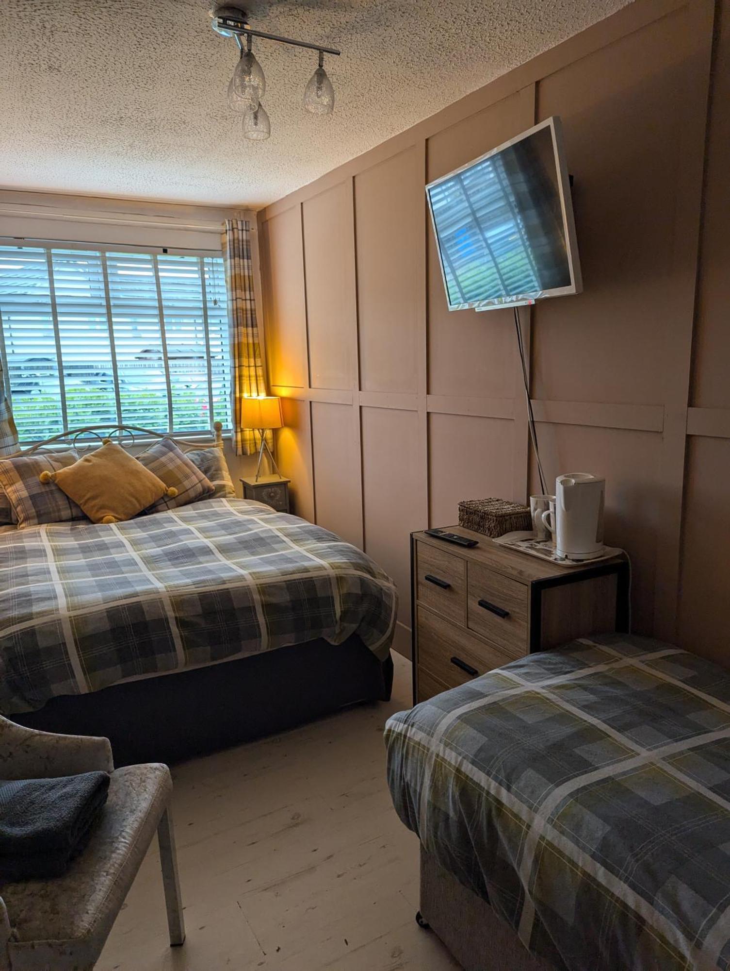Rooms At Tarrareoch Bathgate Kamer foto